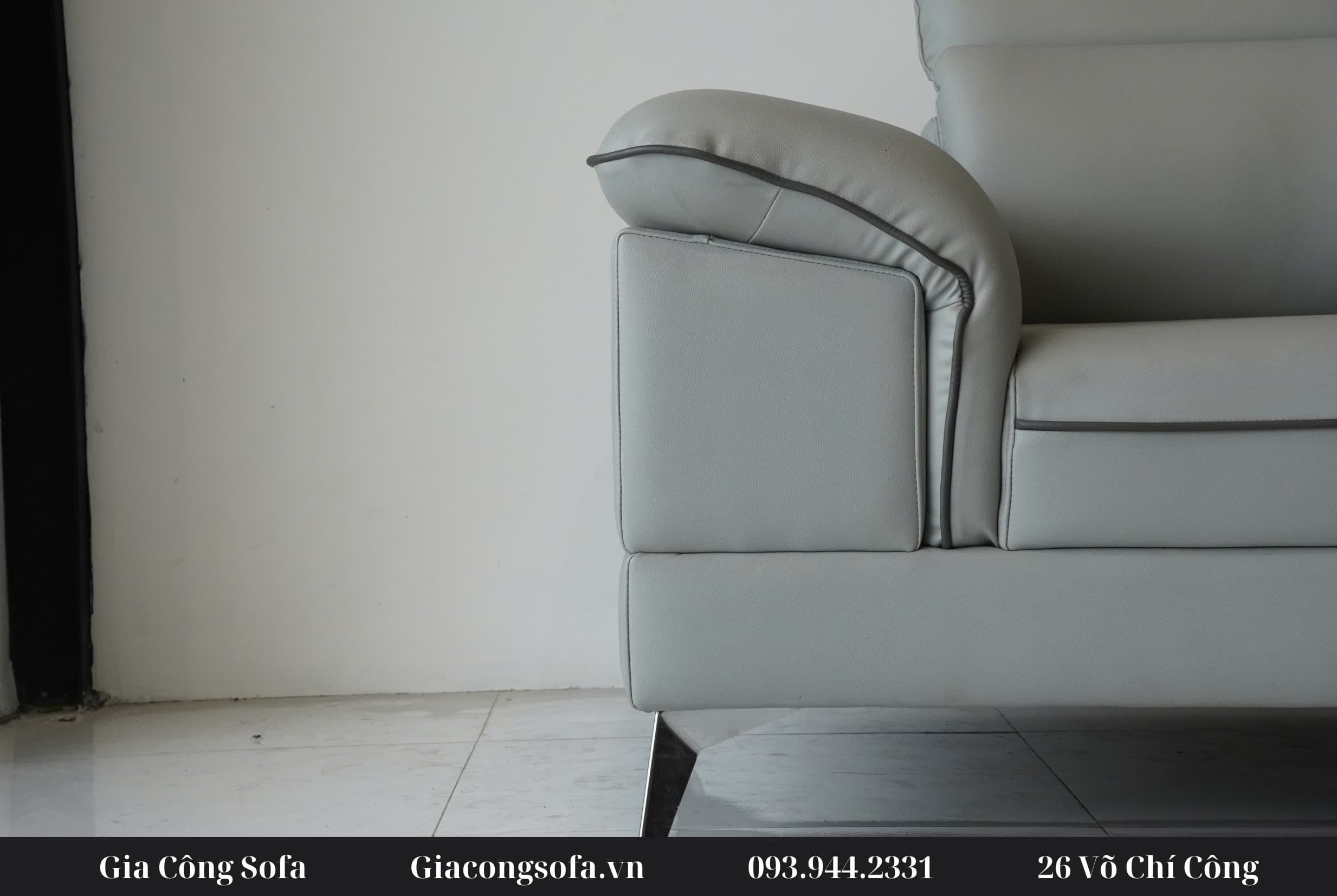 Sofa 12
